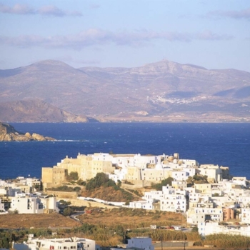 Chora (Naxos). Dawn.Naxos island. Cyclades. Greece.George Detsis. 09/2004.