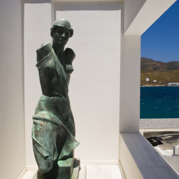 Andros - Μουσείο Σύγχρονης Τέχνης Βασίλη και Ελίζας Γουλανδρή